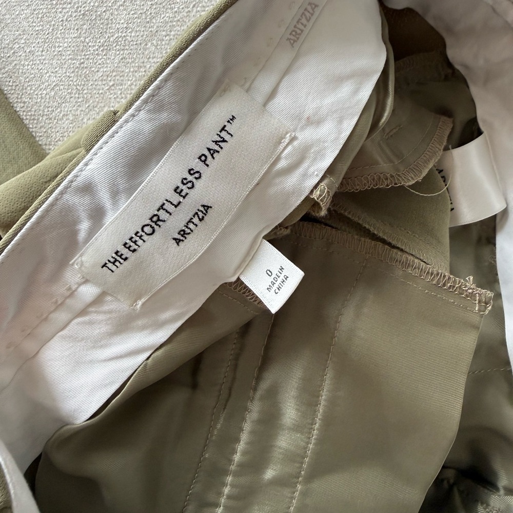 ARITZIA EFFORTLESS PANT CREPETTE SIZE 0 SUNDRIED OLIVE - Picture 2 of 5